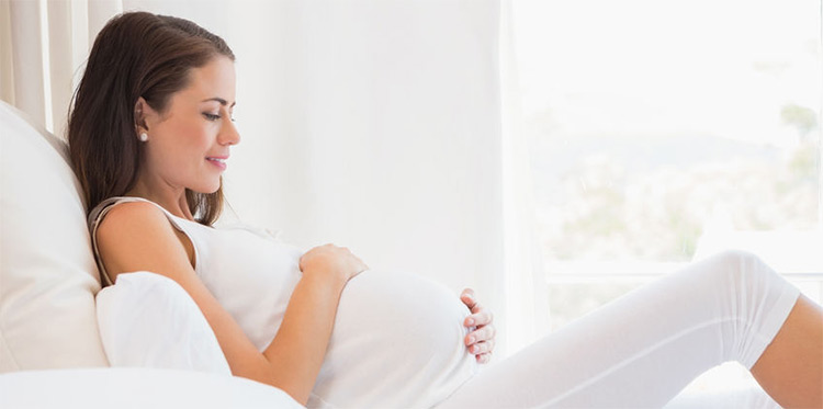 Are Any Essential Oils Safe to Use While Pregnant?